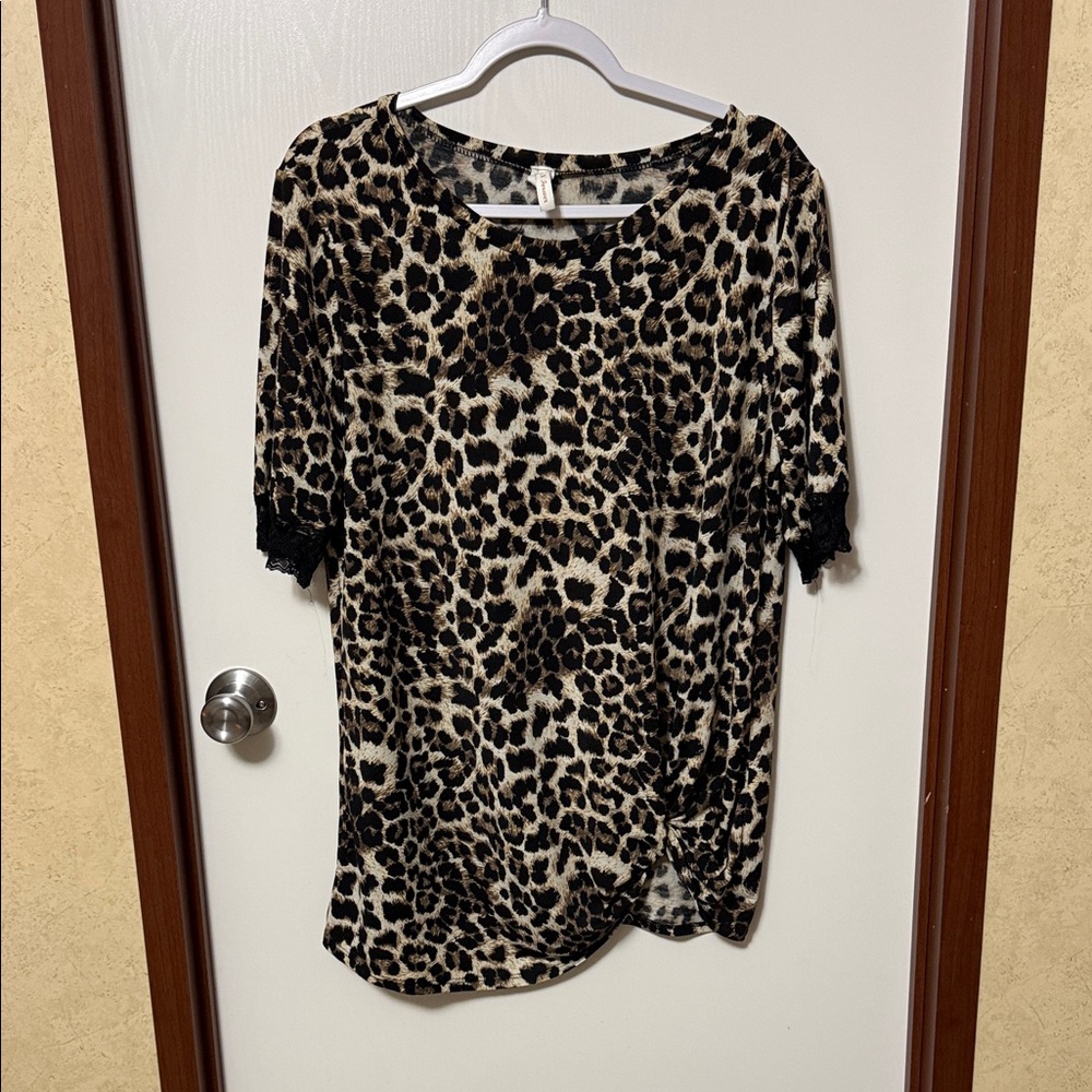 Now N Forever Leopard Print Women's Top Size 2X